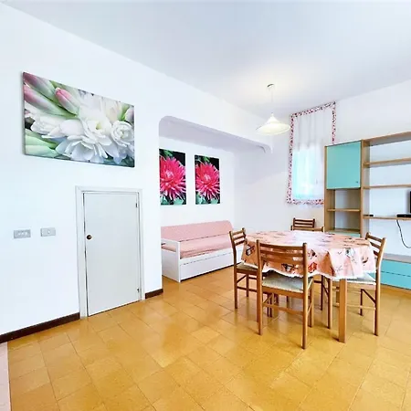 Villa In With Garden